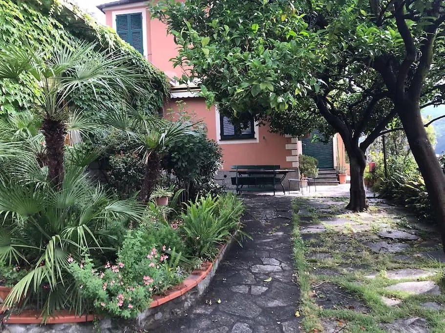 Casa Della Pina Villa Recco Italy
